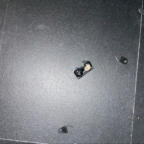 8x10 Silver Picture Frames (READ DESCRIPTION) - Picture 7 of 9